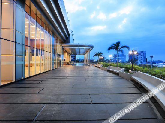 Aston Kartika Grogol Hotel & Conference Center Jakarta Extérieur photo
