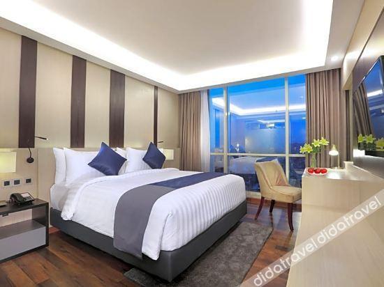 Aston Kartika Grogol Hotel & Conference Center Jakarta Extérieur photo