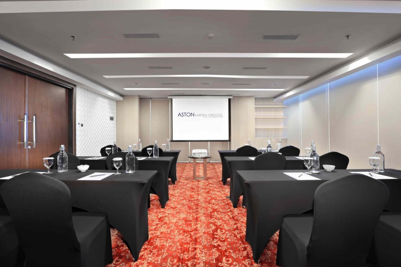 Aston Kartika Grogol Hotel & Conference Center Jakarta Extérieur photo